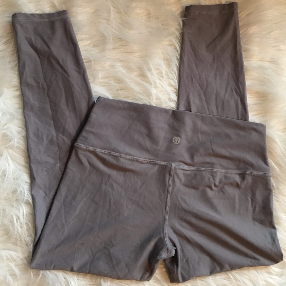 Lululemon crop leggings